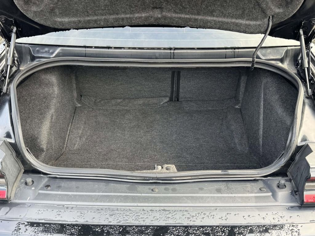 Used 2018 Dodge Challenger R/T Scat Pack w/ Leather Interior Group image 15