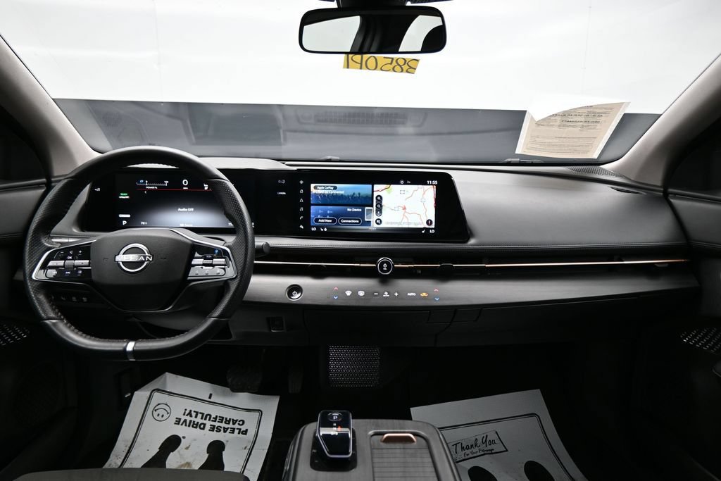 Used 2023 Nissan Ariya FWD image 13