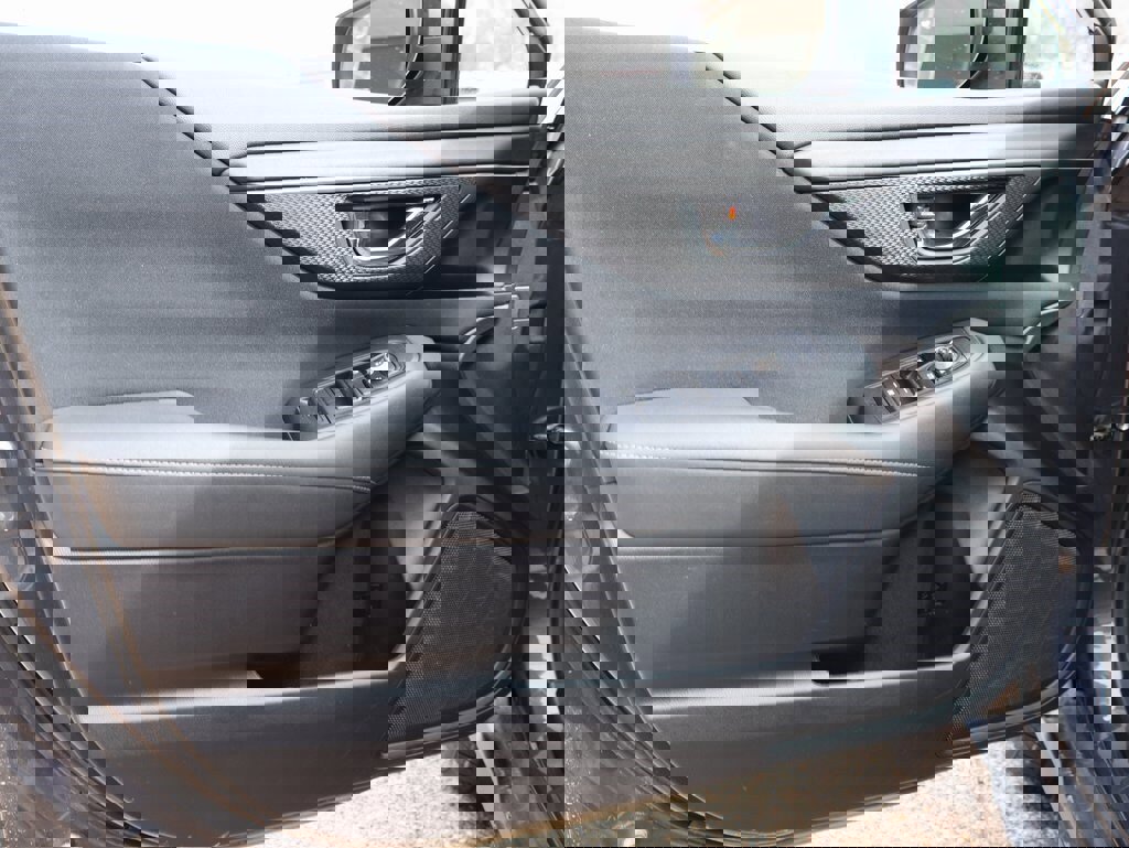 Used 2023 Subaru Outback Premium image 22