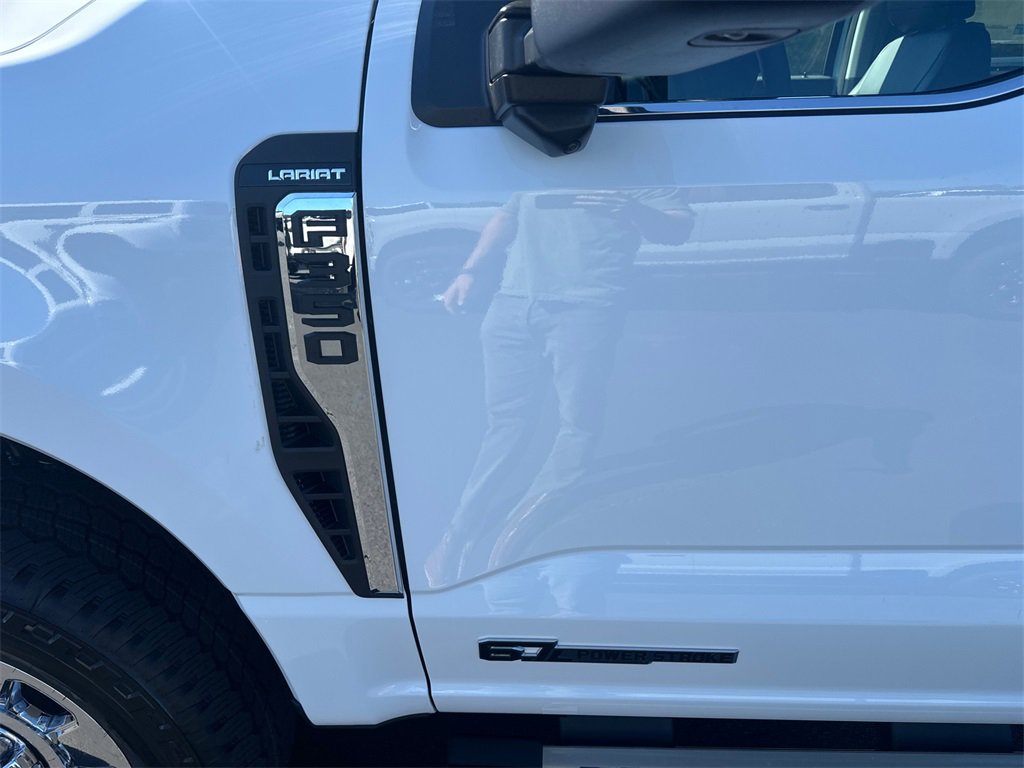 New 2026 Ford F350 Lariat w/ Chrome Package image 9