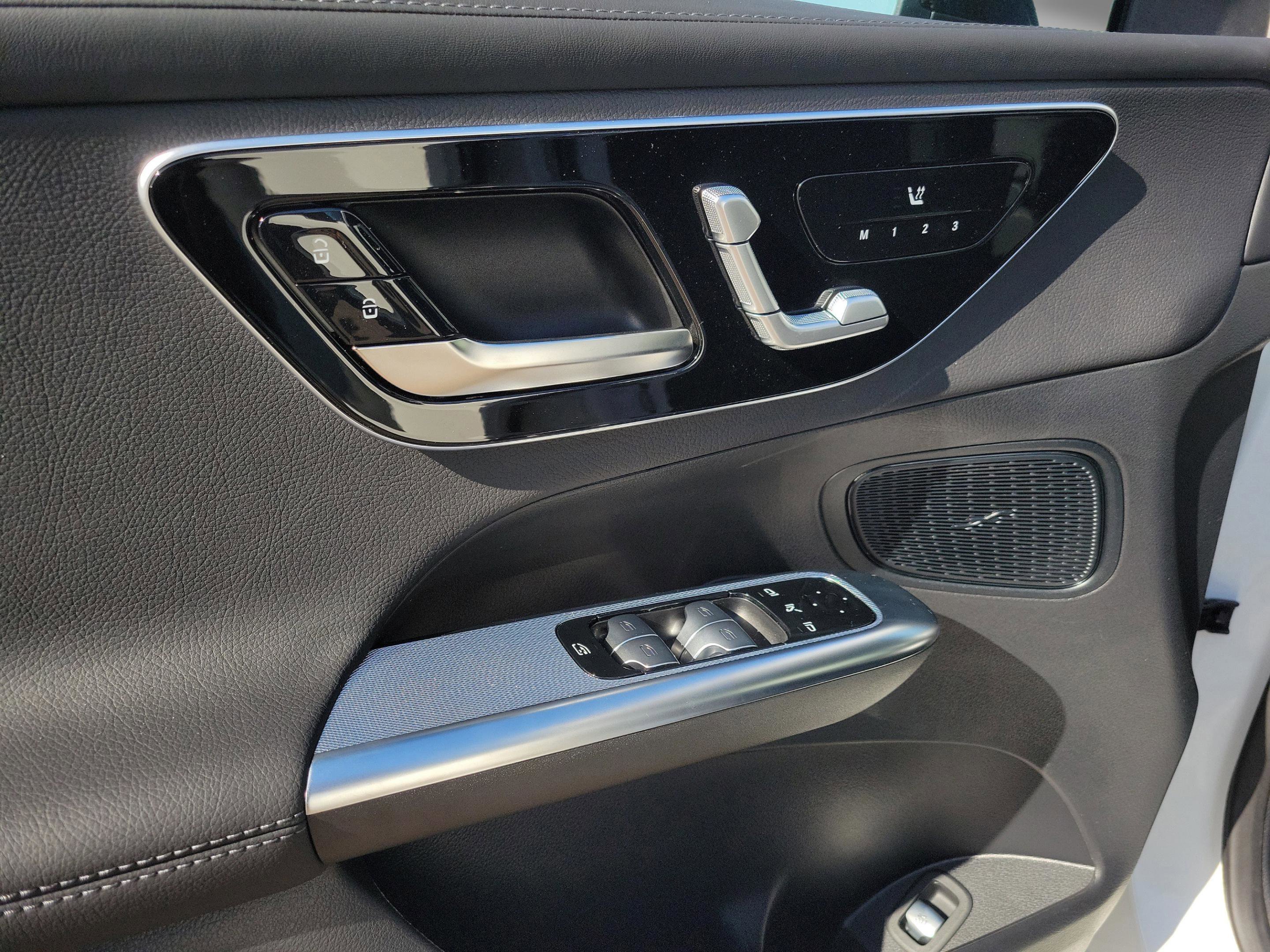 New 2026 Mercedes-Benz GLC 43 AMG 4MATIC image 16