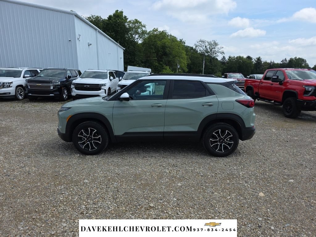 Used 2026 Chevrolet TrailBlazer ACTIV w/ Convenience Package AWD/4WD image 2