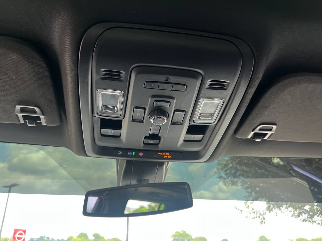 Used 2022 GMC Yukon Denali AWD/4WD image 40