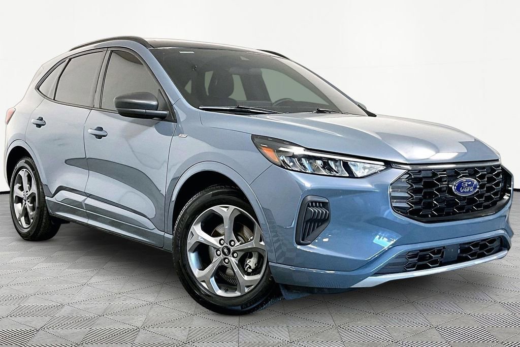 Used 2023 Ford Escape ST-Line w/ Tech Pack #1
