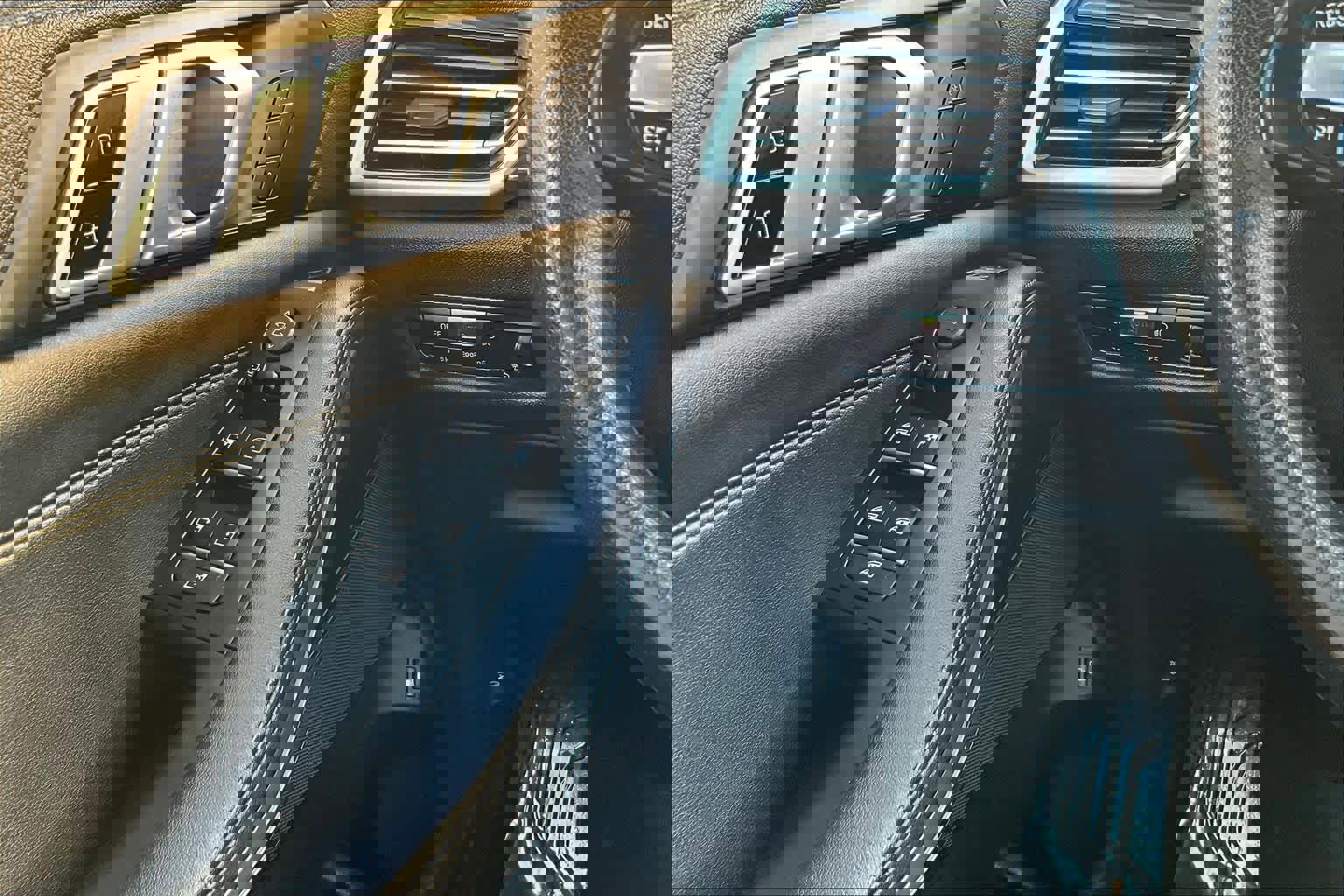 Used 2023 BMW X5 xDrive45e image 33