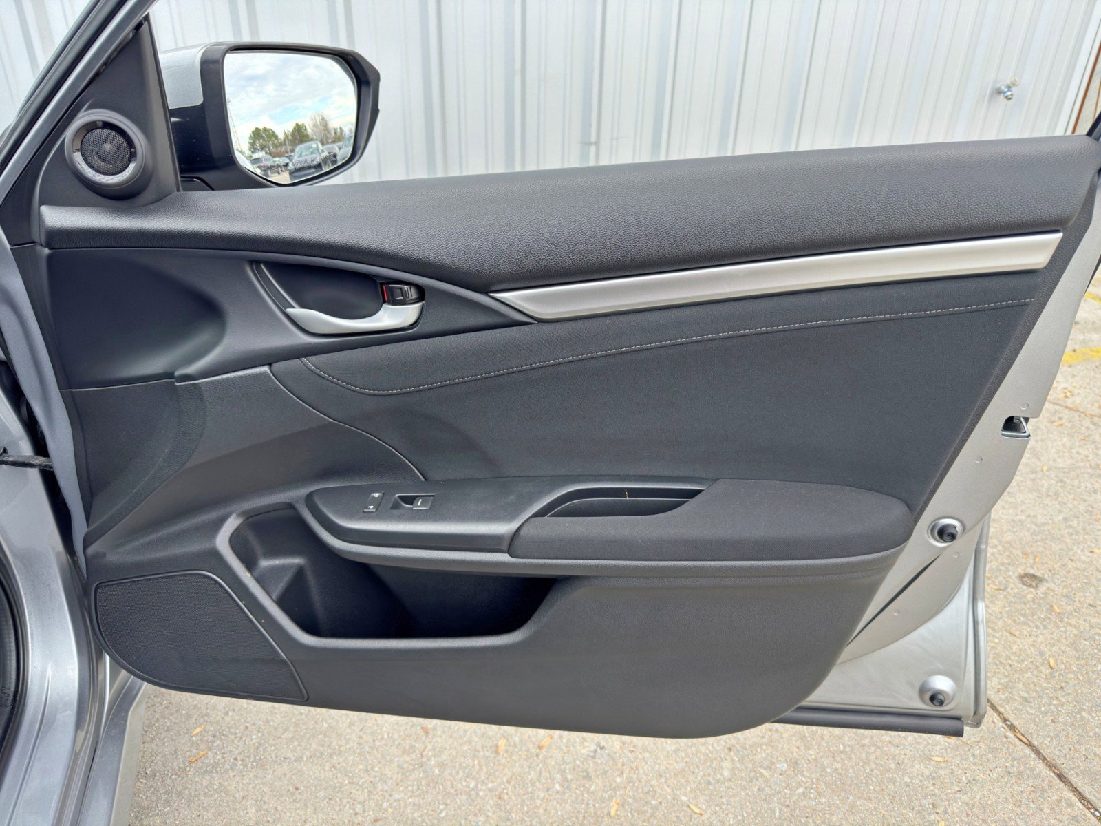 Used 2020 Honda Civic EX image 39