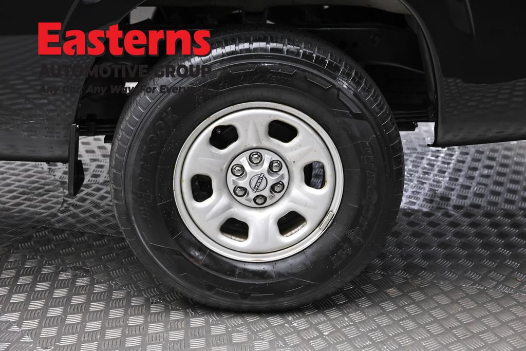 Used 2022 Nissan Frontier S RWD image 8