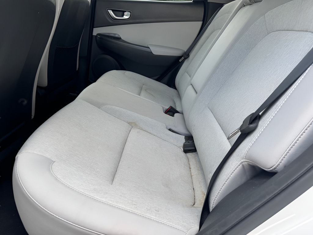 Used 2022 Hyundai Kona SEL w/ Convenience Package FWD image 11
