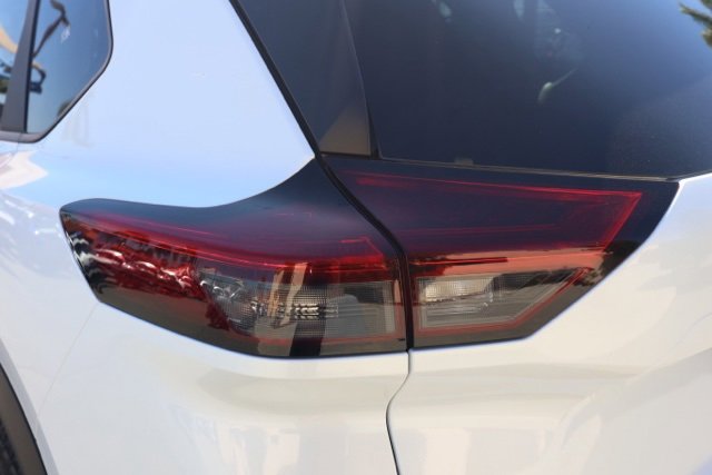 New 2026 Nissan Rogue SV image 7