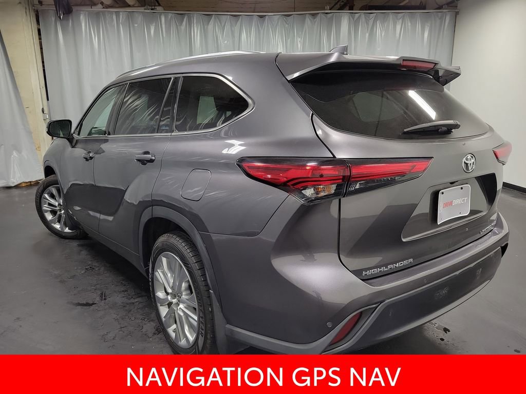 Used 2021 Toyota Highlander Limited image 6