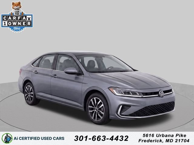 Used 2025 Volkswagen Jetta SE