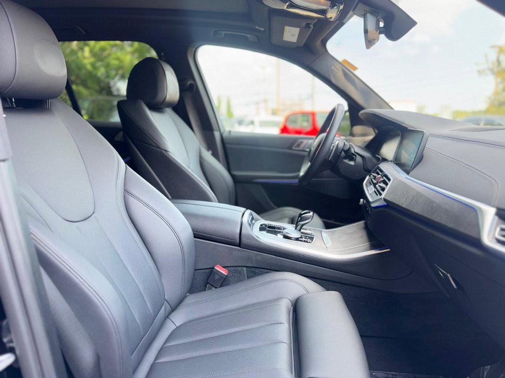 Used 2022 BMW X5 xDrive40i w/ Premium Package image 22