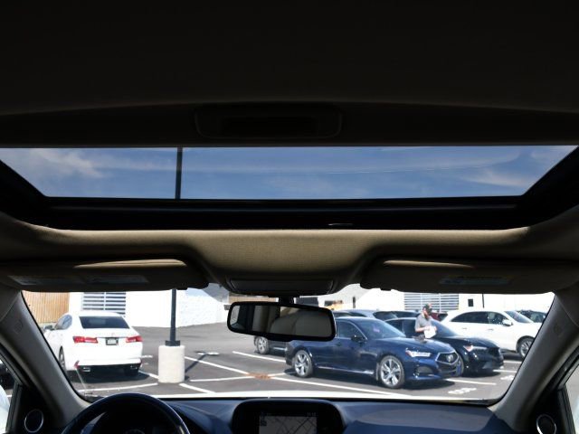 Used 2018 Acura RDX w/ Technology Package image 31