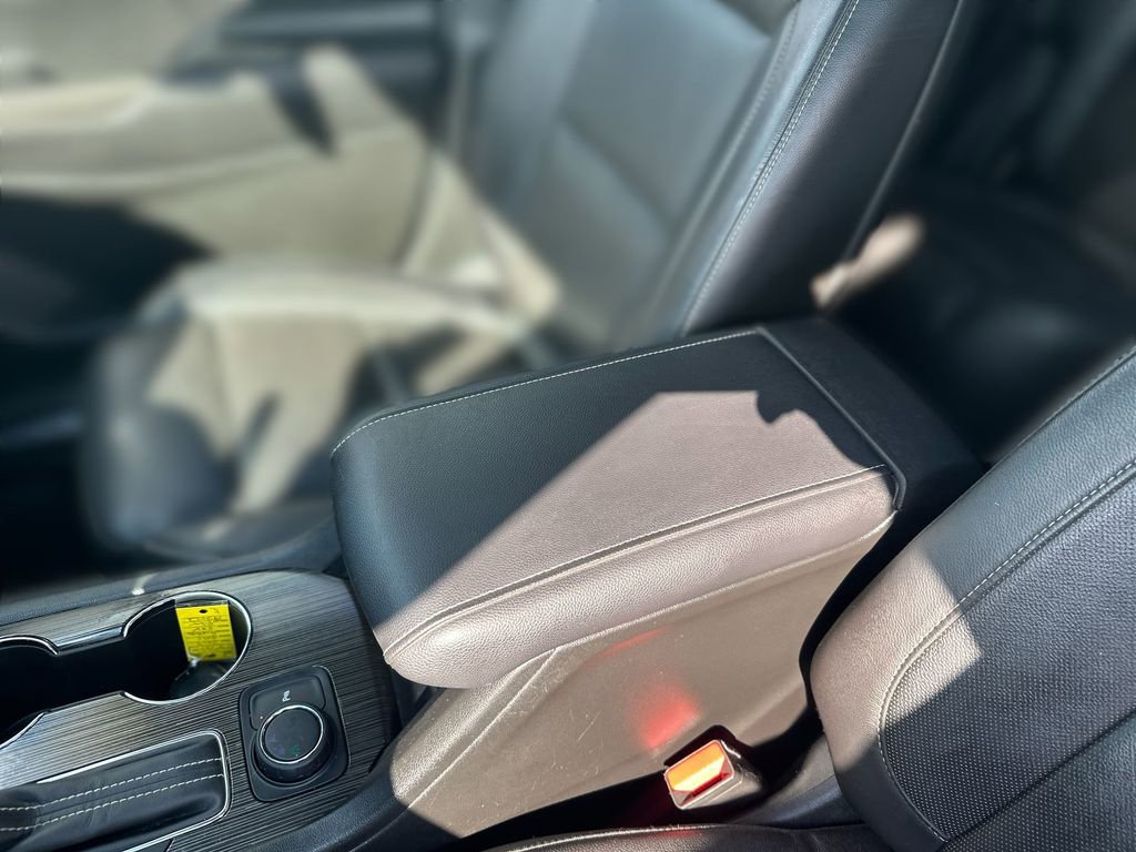Used 2019 GMC Acadia SLT FWD image 22