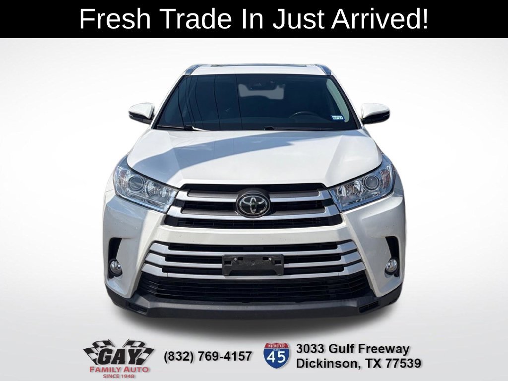 Used 2019 Toyota Highlander XLE AWD/4WD image 2