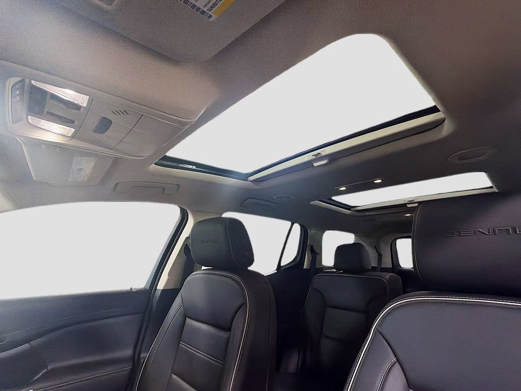 Used 2023 GMC Acadia Denali w/ Black Diamond Edition AWD/4WD image 24