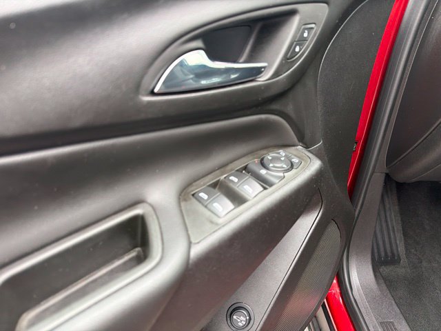 Used 2024 Chevrolet Equinox LT FWD image 10
