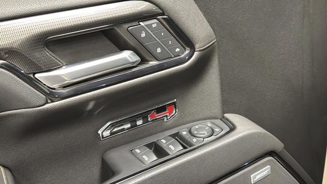 Used 2022 GMC Sierra 1500 AT4 w/ AT4 Premium Package image 22