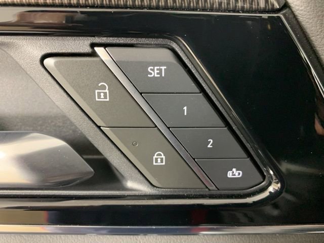 Used 2025 GMC Yukon Elevation w/ LPO, Floor Liner Package image 20