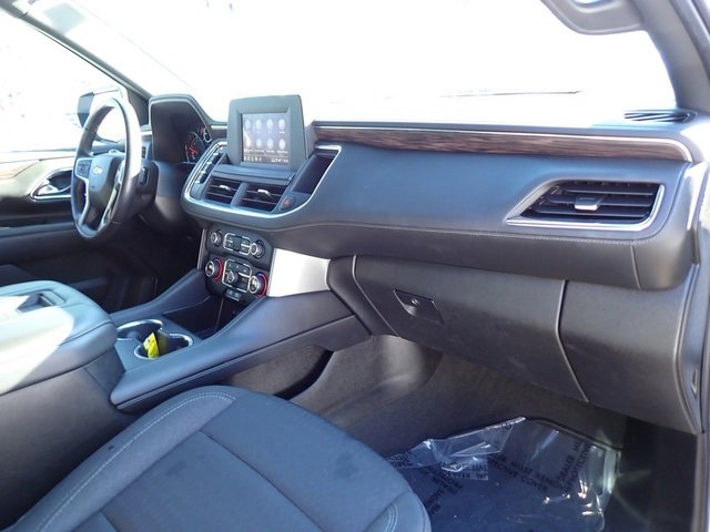 Used 2023 Chevrolet Suburban LS w/ Driver Alert Package image 13