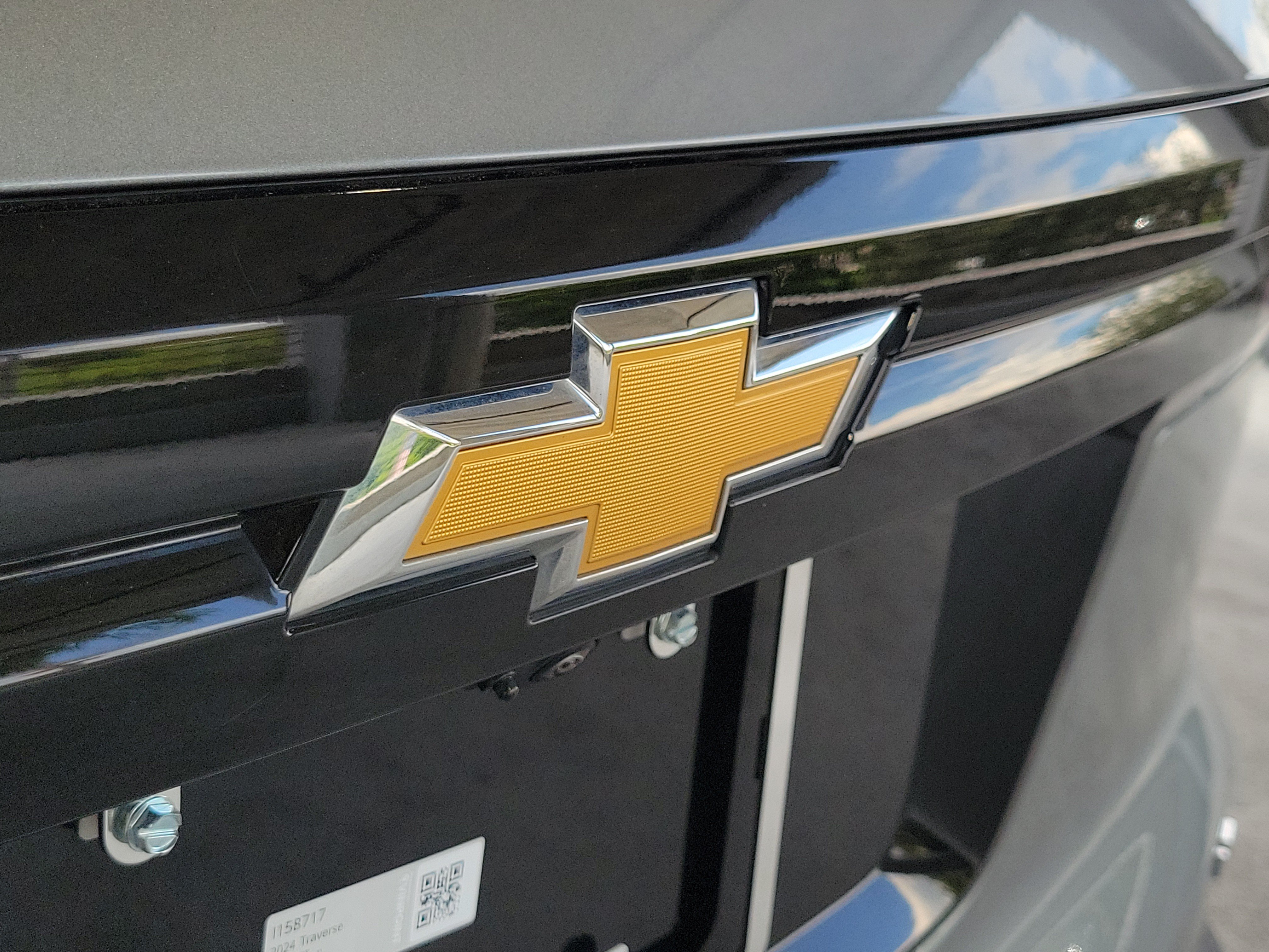 Used 2024 Chevrolet Traverse LT AWD/4WD image 6