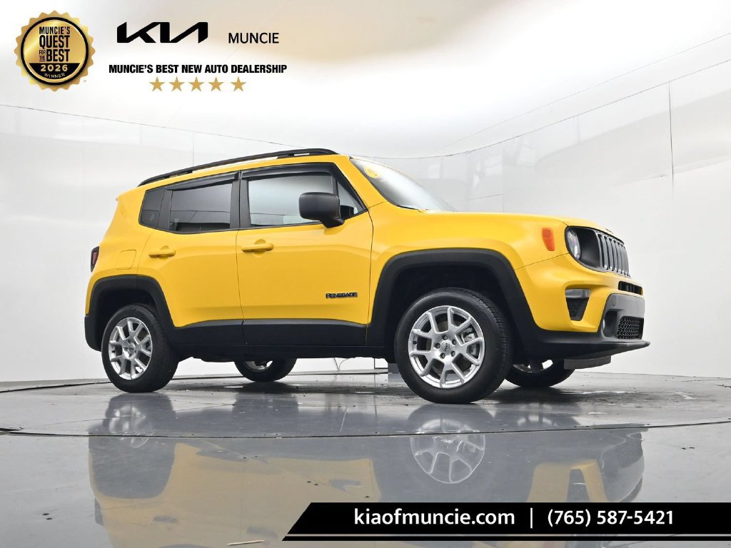 Used 2023 Jeep Renegade Latitude w/ Premium Group AWD/4WD image 37