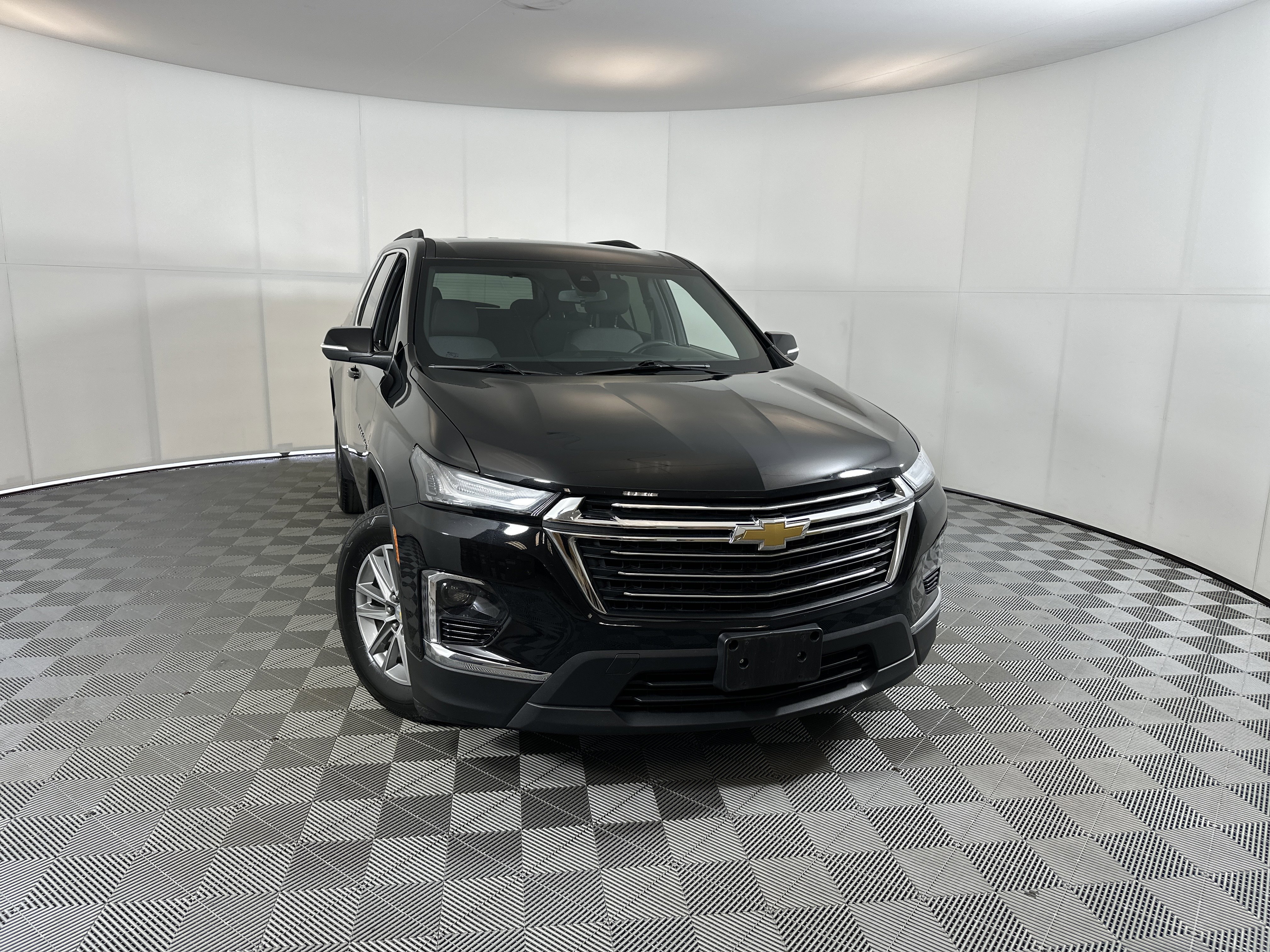 Certified 2022 Chevrolet Traverse LT