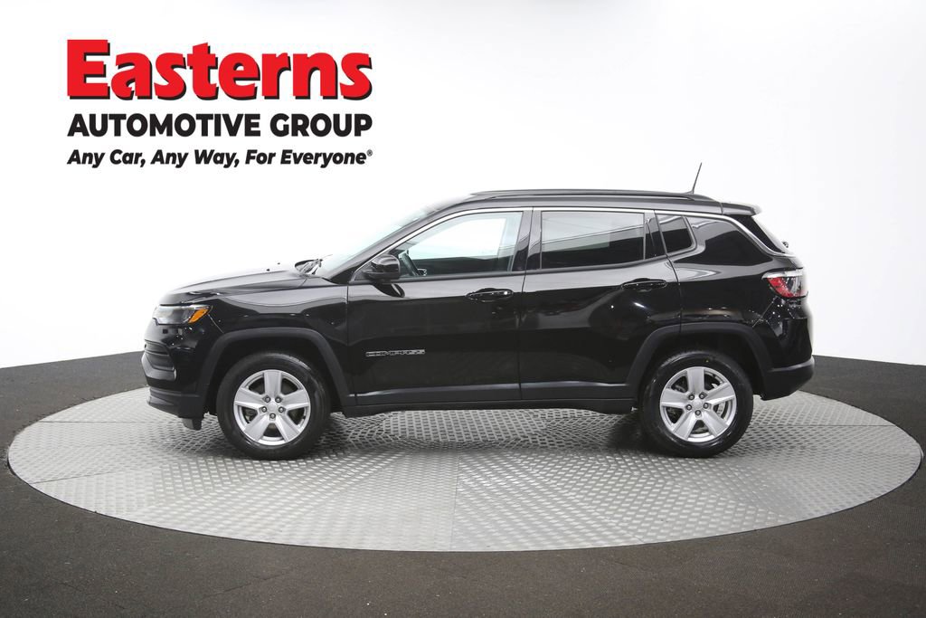 Used 2022 Jeep Compass Latitude w/ Convenience Group AWD/4WD image 60