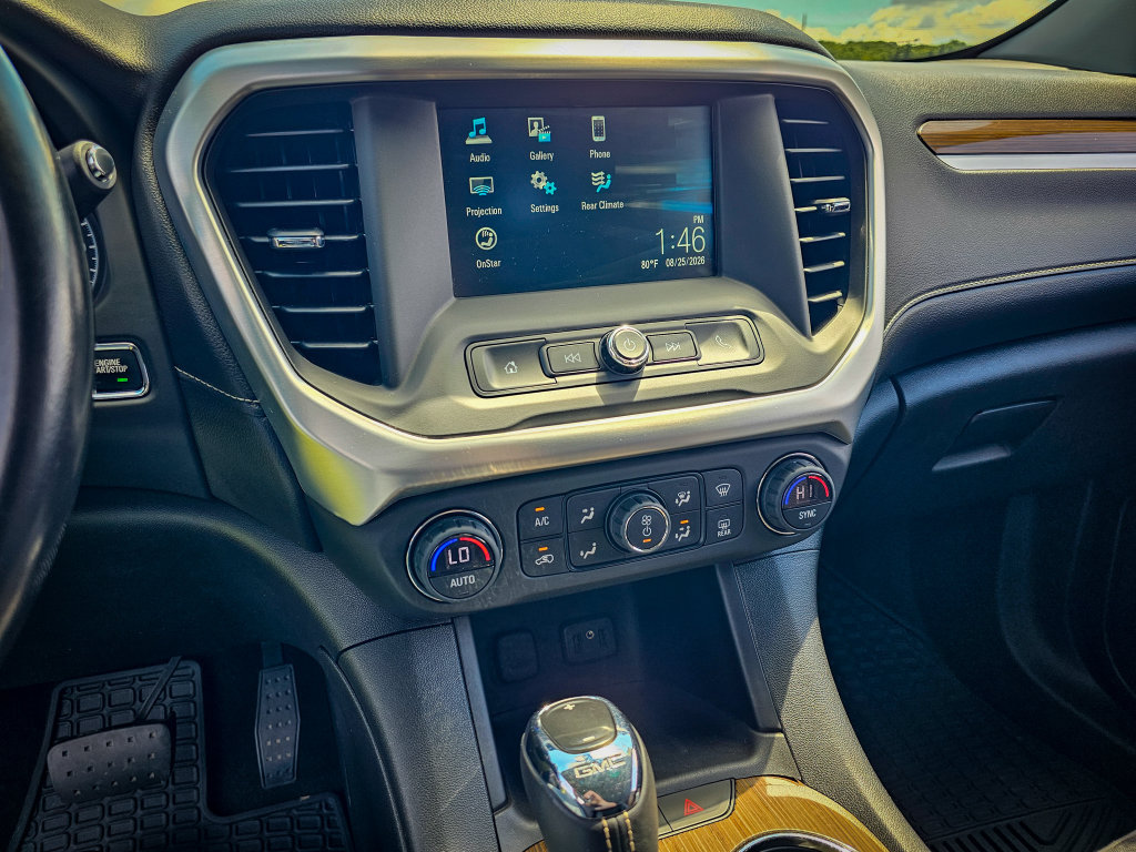 Used 2018 GMC Acadia SLE FWD image 19