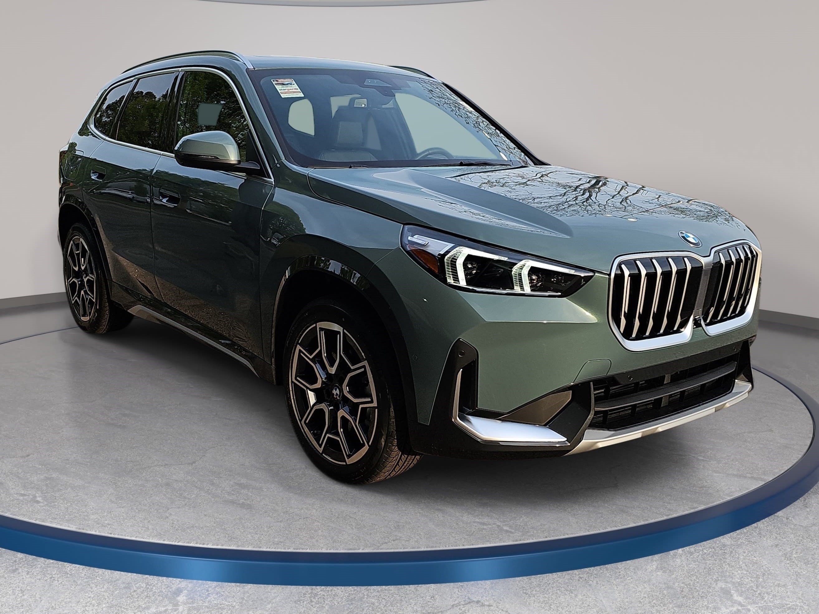 New 2026 BMW X1 xDrive28i w/ Technology Package AWD/4WD image 3
