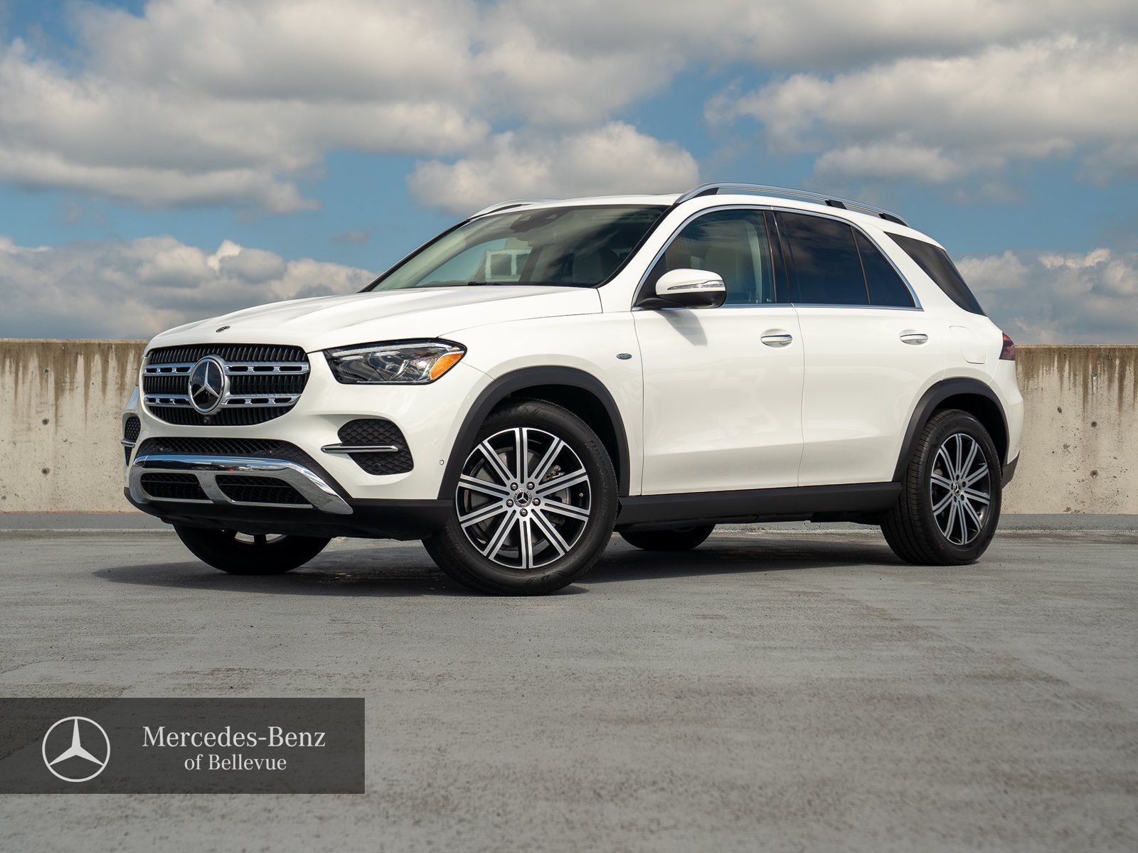 Certified 2025 Mercedes-Benz GLE 450e 4MATIC w/ Driver Assistance Package