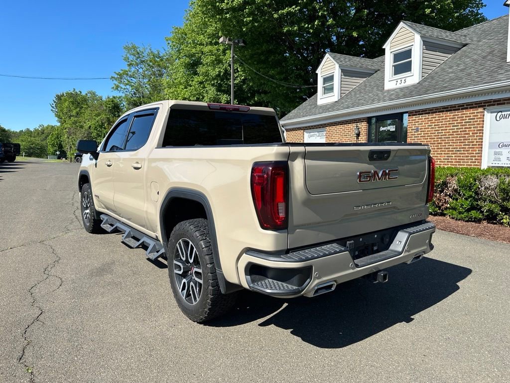 Used 2023 GMC Sierra 1500 AT4 w/ AT4 Premium Package AWD/4WD image 9