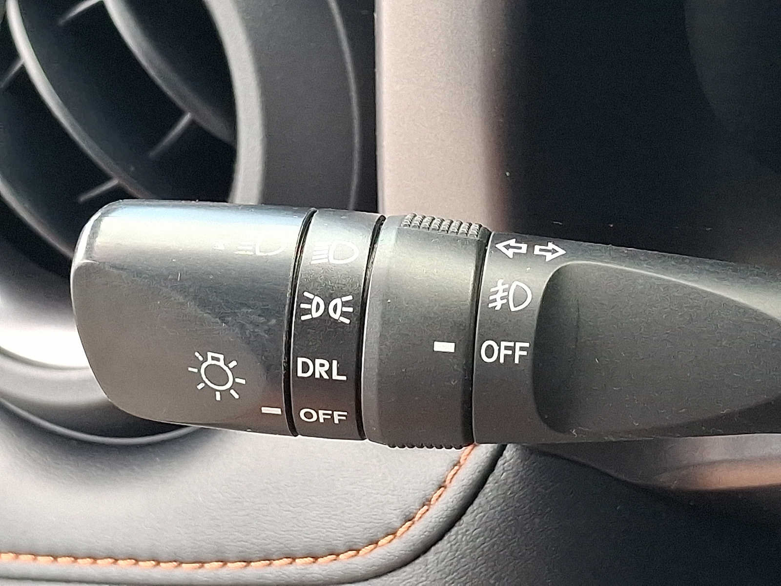 Used 2016 Toyota RAV4 SE w/ Cargo Management Package AWD/4WD image 26