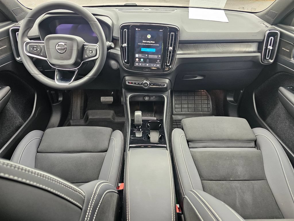 Used 2023 Volvo XC40 Recharge Ultimate w/ Protection Package Premier AWD/4WD image 15