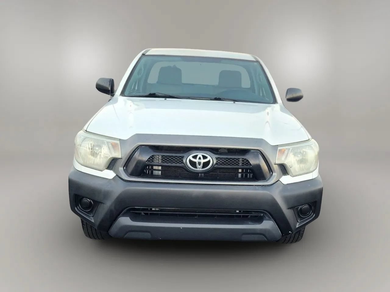 Used 2014 Toyota Tacoma 2WD Regular Cab image 3