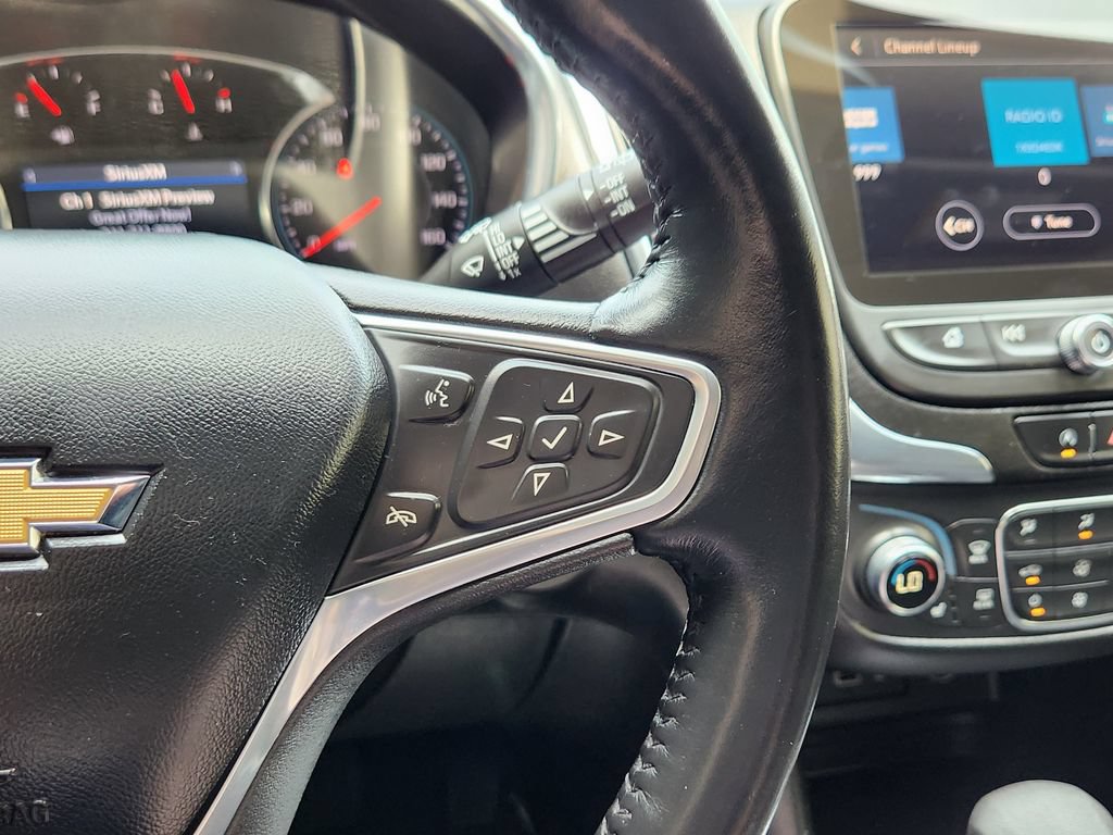 Used 2022 Chevrolet Equinox LT FWD image 18