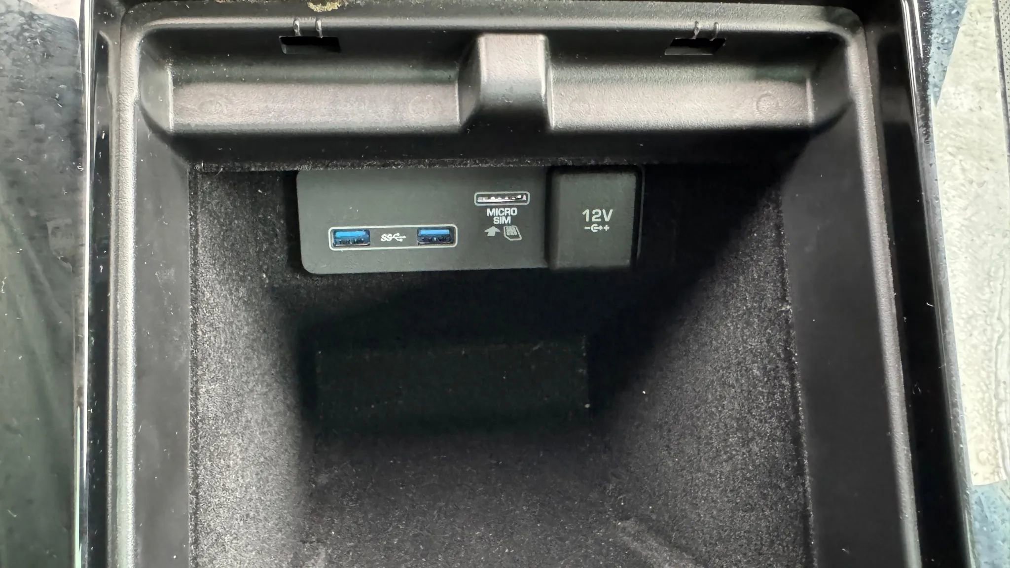 Used 2020 Land Rover Range Rover Evoque SE image 23