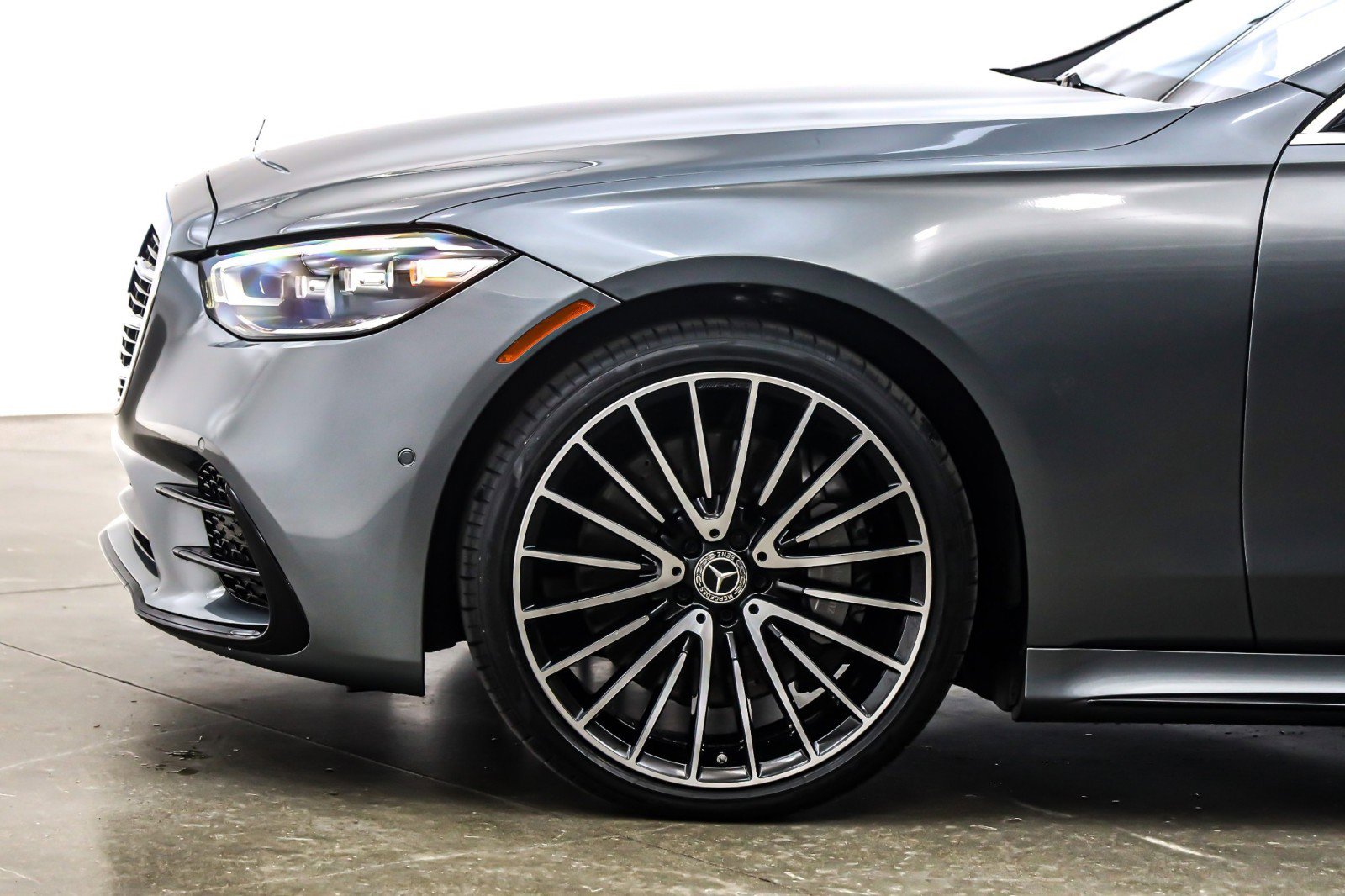 Certified 2022 Mercedes-Benz S 580 4MATIC Sedan image 11