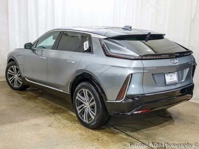 New 2025 Cadillac Lyriq Luxury w/ LPO, Floor Liner Package image 7