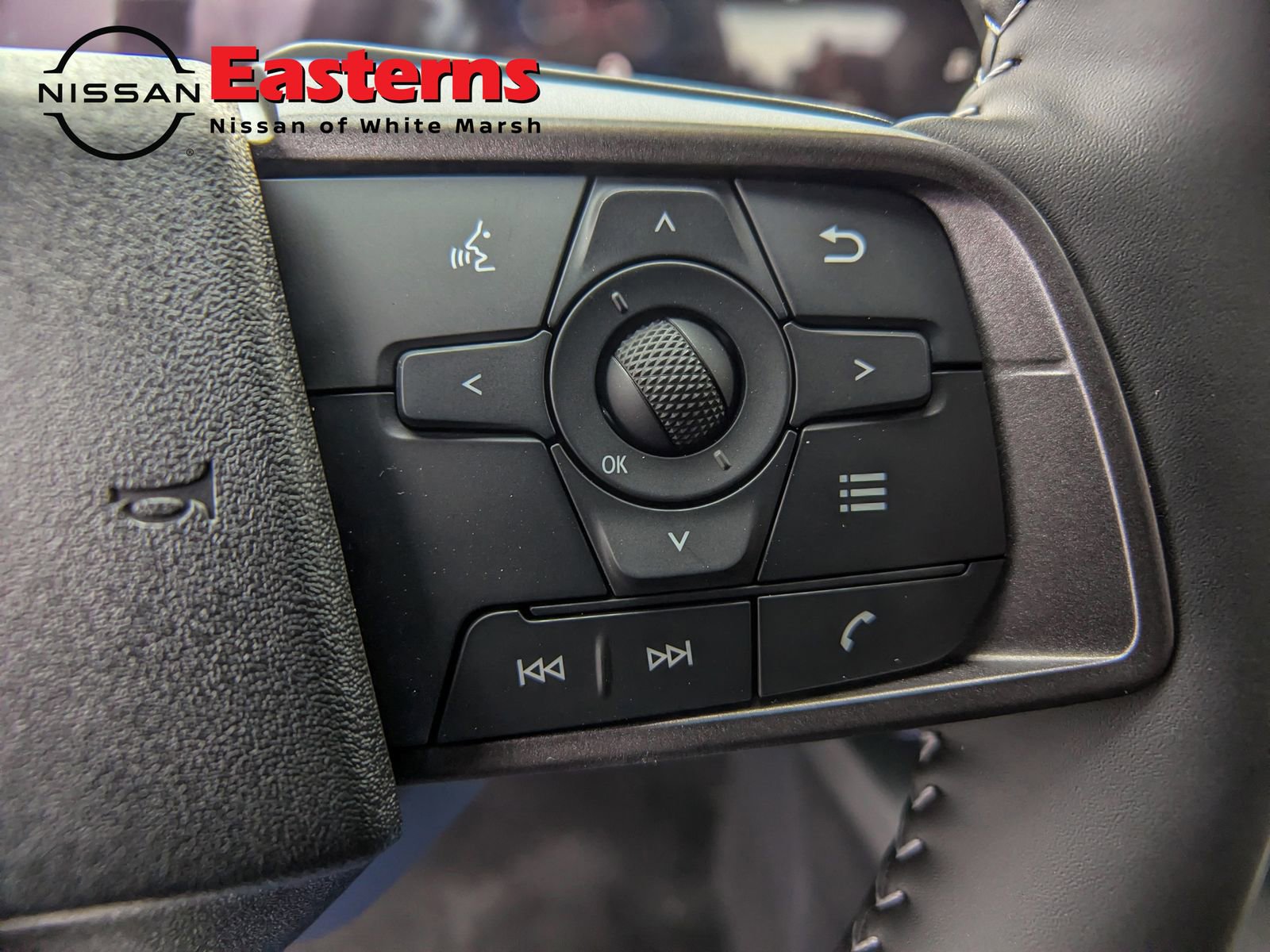 New 2026 Nissan Sentra SV w/ SV Convenience Package FWD image 16