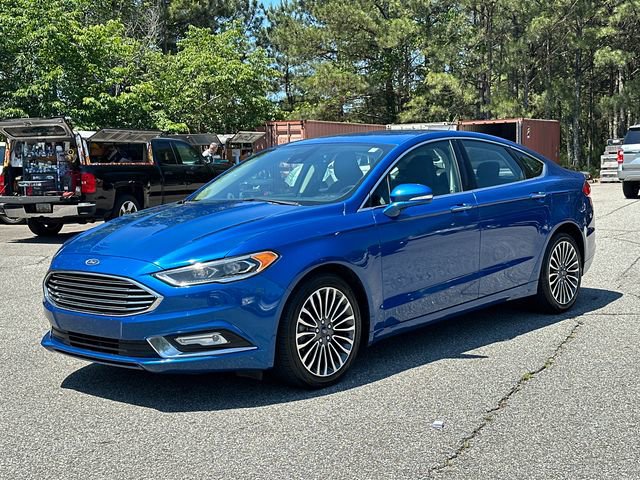 Certified 2017 Ford Fusion SE w/ Fusion SE Technology Package FWD image 3