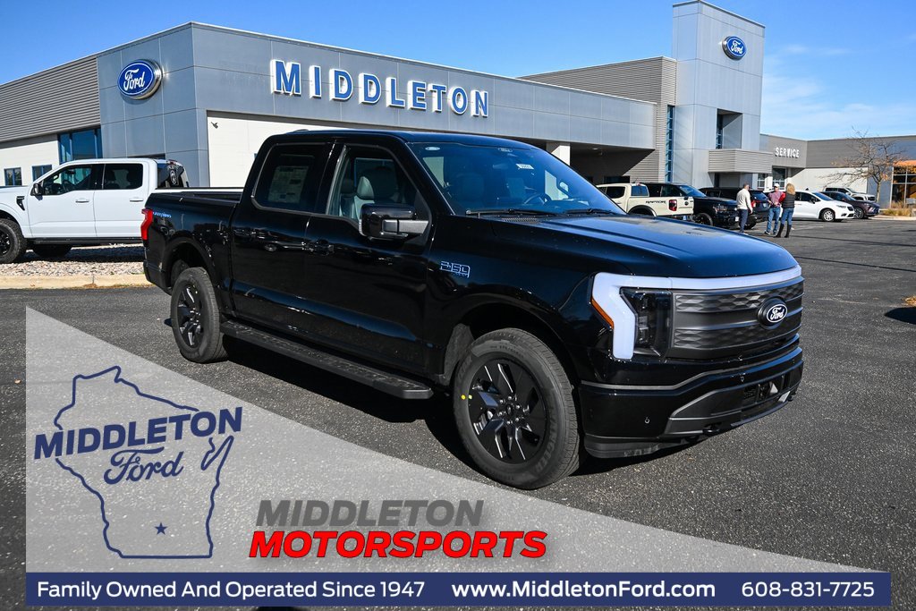 New 2025 Ford F150 Lightning Lariat