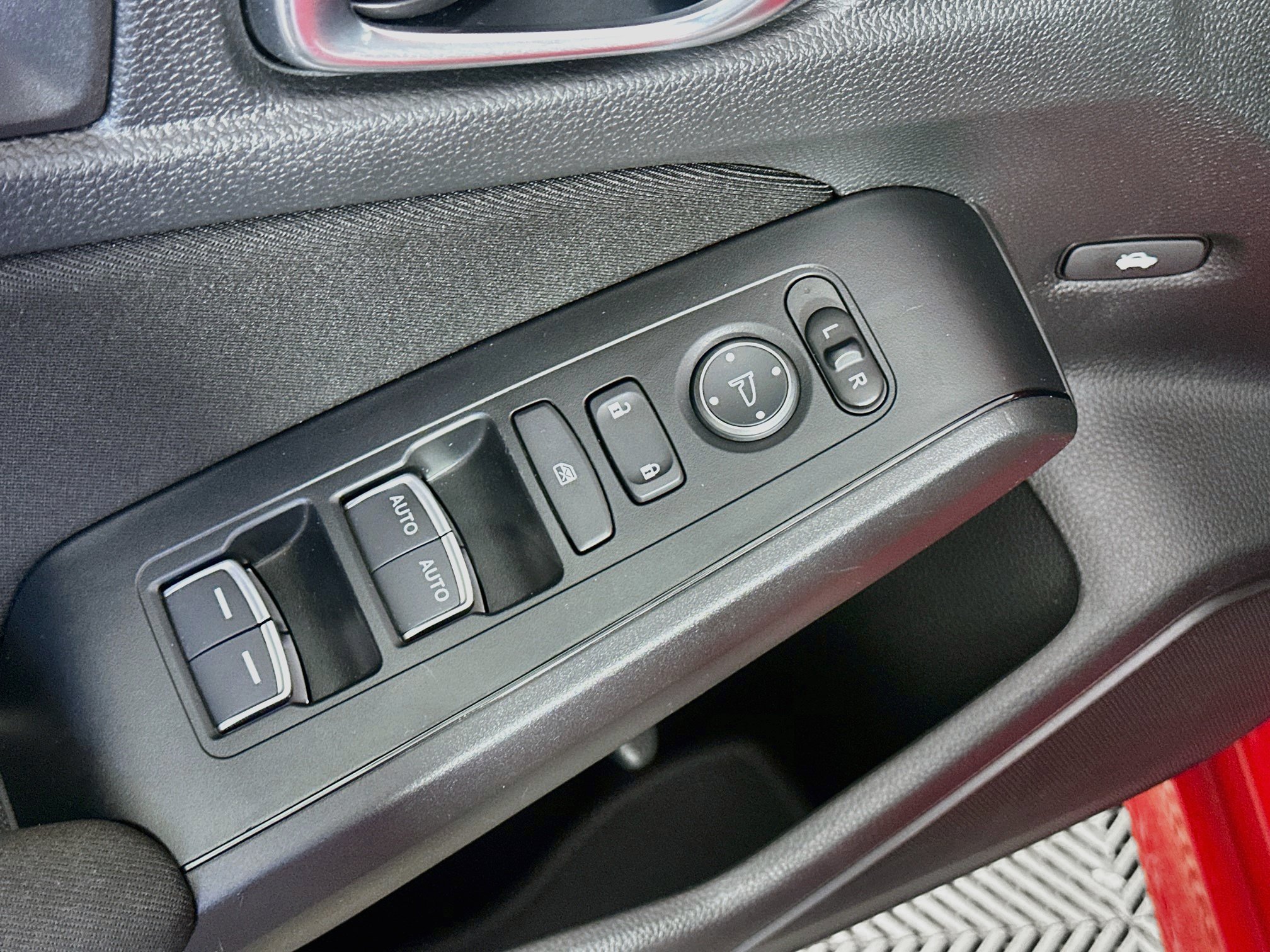 Used 2025 Honda Civic Sport image 15