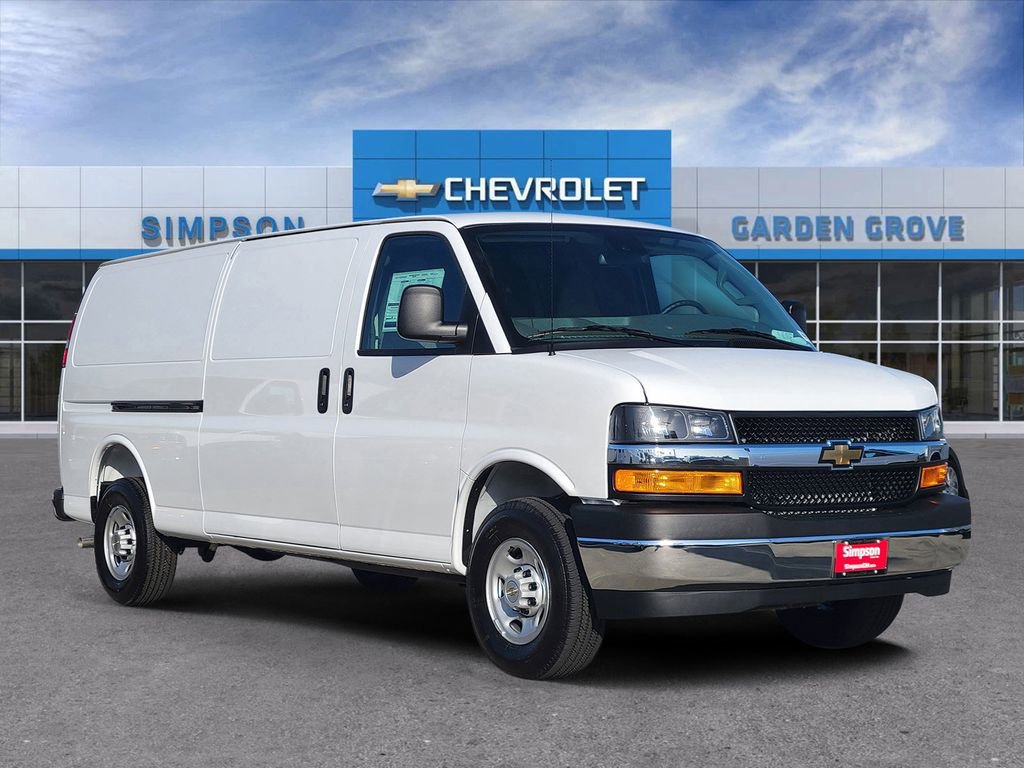 New 2026 Chevrolet Express 3500 Extended