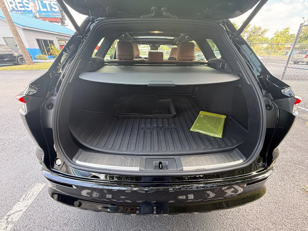 Used 2026 Toyota Crown Signia w/ Advanced Technology Package AWD/4WD image 28