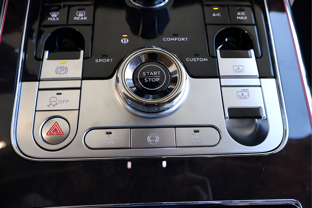 New 2026 Bentley Flying Spur Plug-In Hybrid AWD/4WD image 29