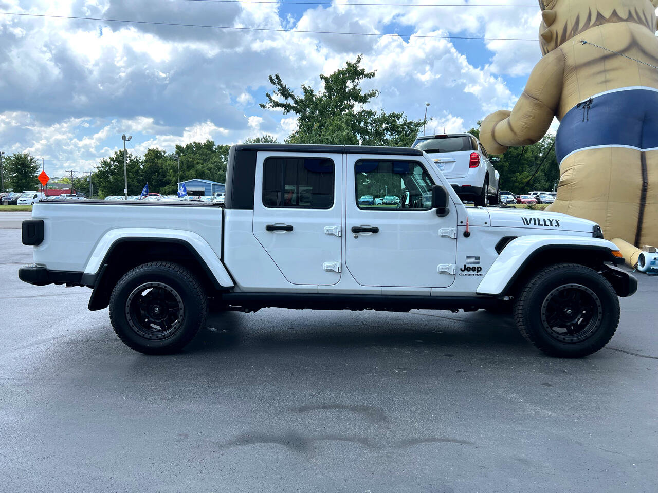 Used 2021 Jeep Gladiator Sport image 6