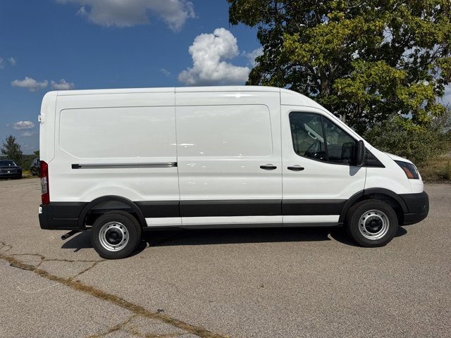 New 2026 Ford F250 XLT image 2