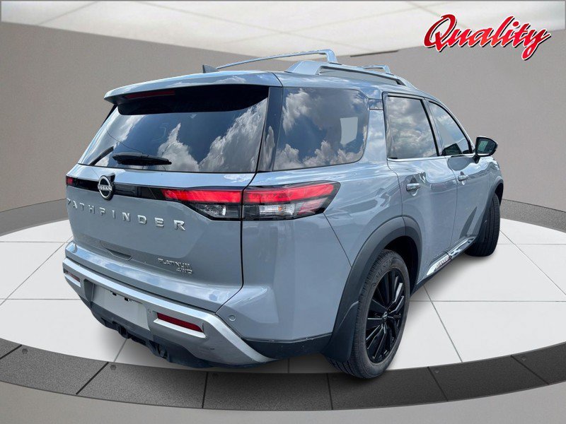 Used 2024 Nissan Pathfinder Platinum AWD/4WD image 3