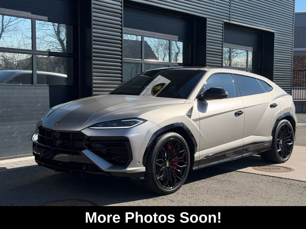 Used 2025 Lamborghini Urus SE image 1